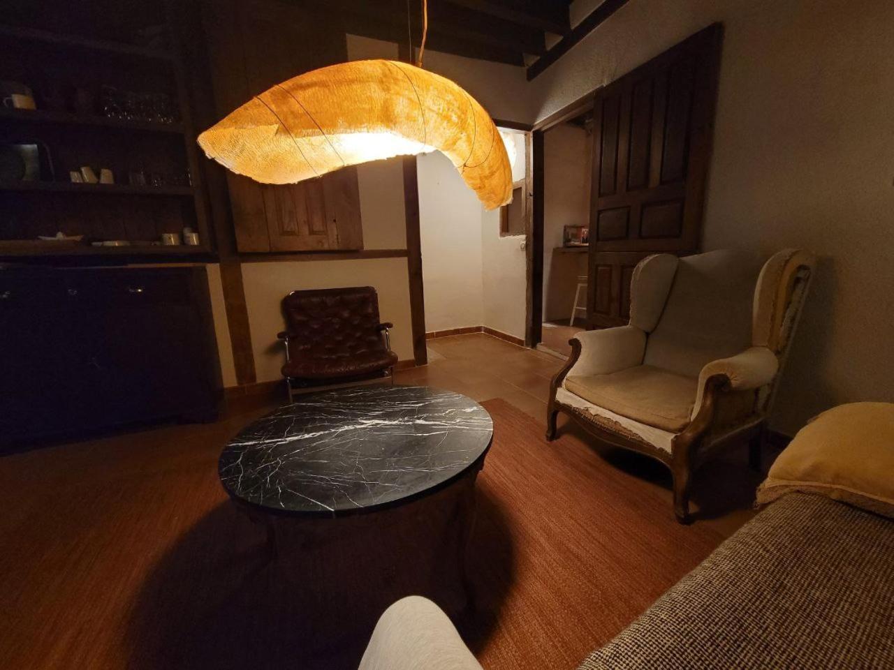 Duplex Independiente Con Patio Y Piscina La Nueva Candeleda Luaran gambar