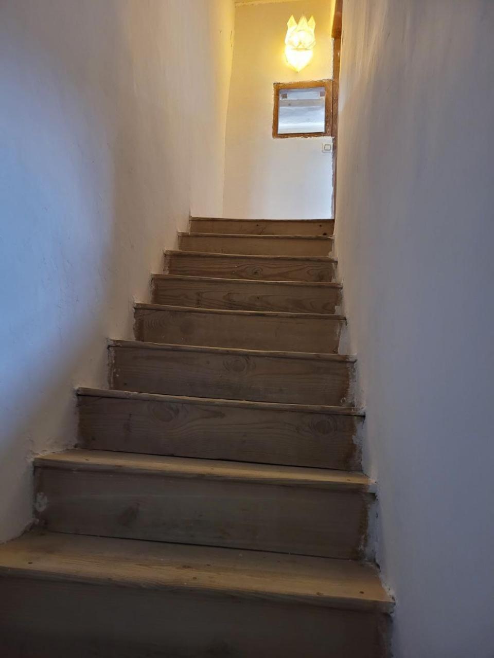Duplex Independiente Con Patio Y Piscina La Nueva Candeleda Luaran gambar