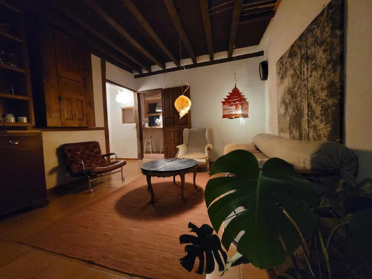 Duplex Independiente Con Patio Y Piscina La Nueva Candeleda Luaran gambar